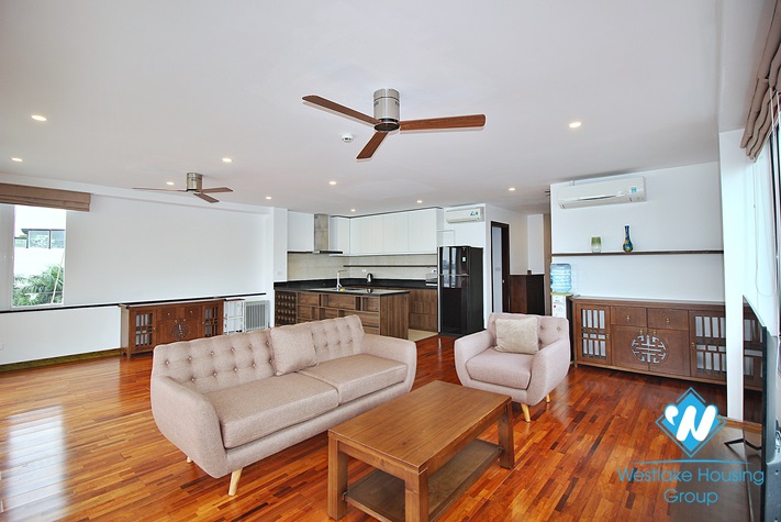 Penthouse apartment for rent with stunning lake view on Quang Khanh, Tay Ho